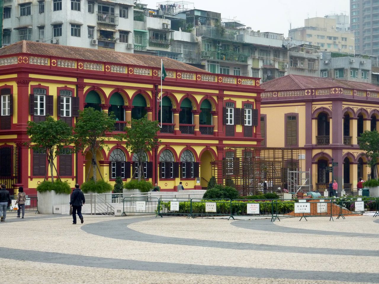 P1040205