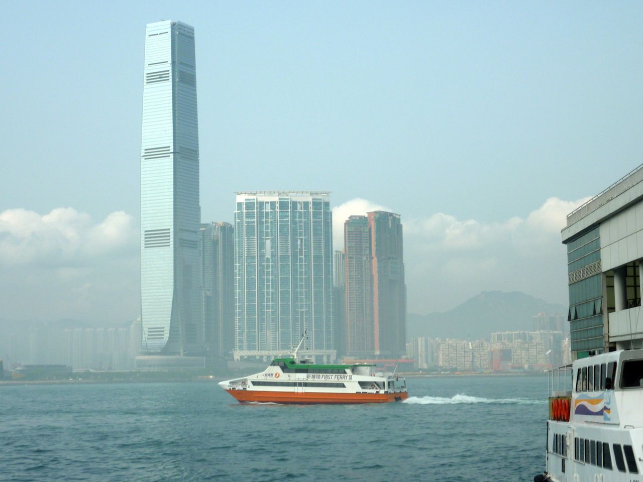 P1040895